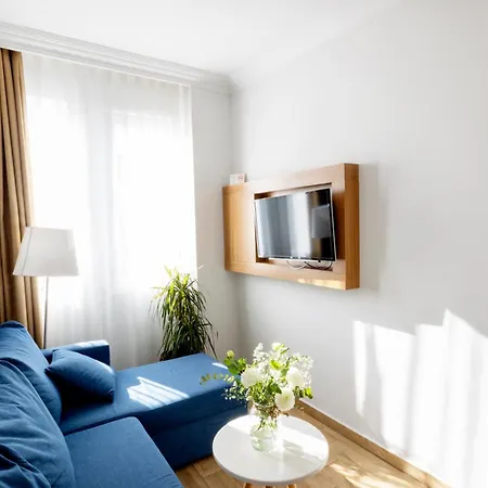 Comfort Appart hôtel *